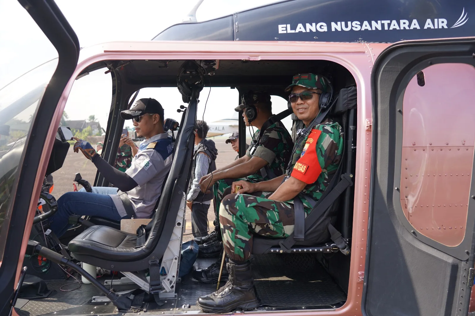 Danrem 042/Gapu Patroli Udara Sisir Wilayah Rawan Karhutla di Jambi, Pastikan Titik Api Padam