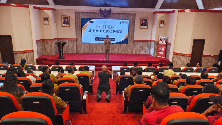 Pemkab Bangli Latih 596 Kepala Dusun dan Lingkungan Gunakan Portal Perlinsos untuk Akurasi Data Bansos