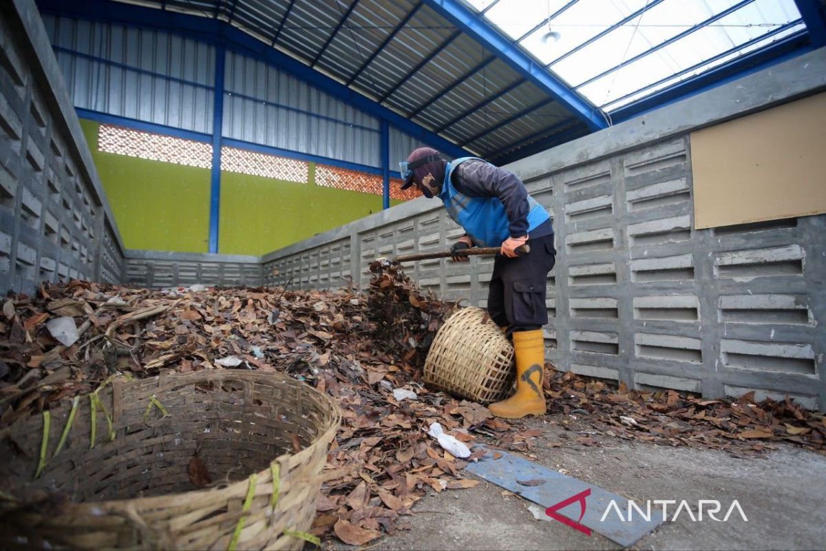 Pemkot Bandung Siapkan 220 Titik Pengolahan Sampah di Tingkat RW, Target Kurangi 250 Ton Sampah per Hari