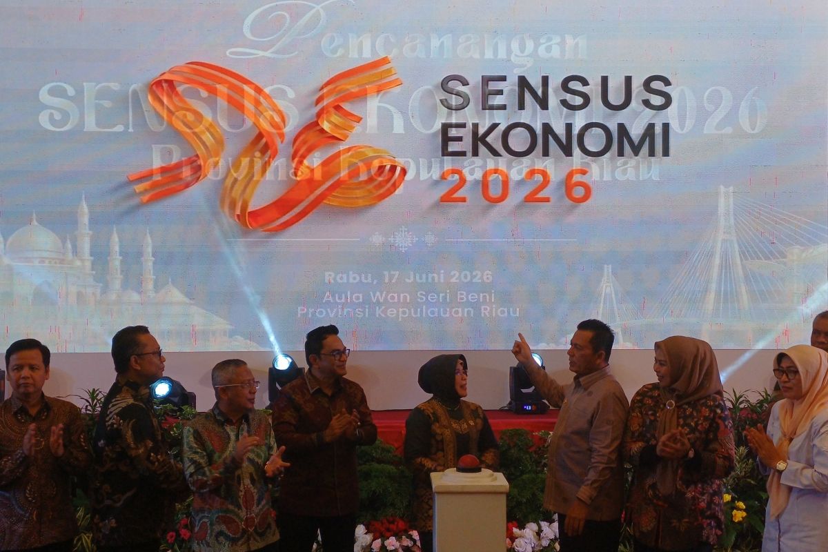Sensus Ekonomi 2026 Resmi Dimulai di Kepri, Gubernur Ansar Jadi Responden Pertama