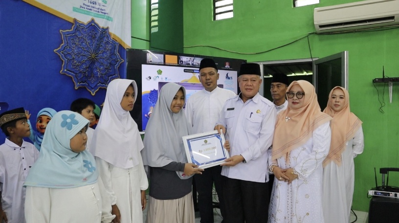 Kemenag Bandar Lampung Salurkan 200 Paket Santunan dan 15 Beasiswa untuk Anak Yatim dan Disabilitas di Muharam