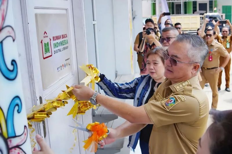 Bupati Malinau Resmikan Digital Library di Respen Tubu, Dorong Literasi Berbasis Teknologi di Sekolah dan PKBM