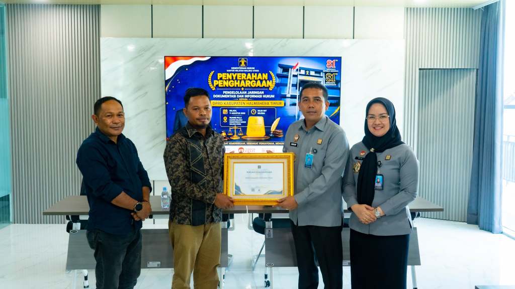 Kemenkum Maluku Utara Beri Penghargaan JDIH ke DPRD Halmahera Timur, 11 Raperda Inisiatif Masih Menanti Harmonisasi