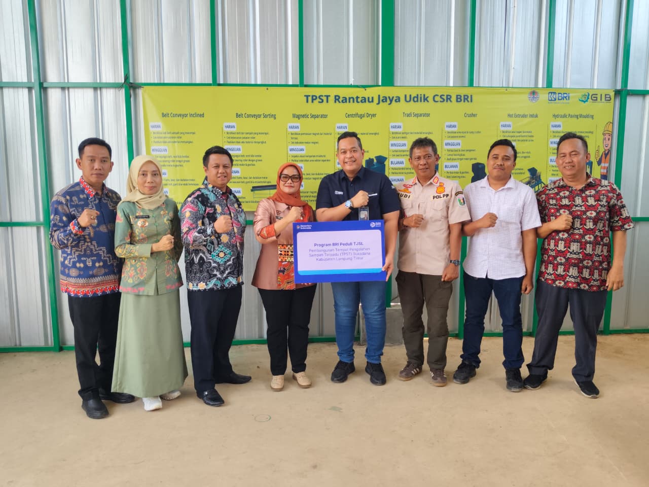 BRI BO Metro Serahkan TPST Berbasis RDF ke Pemkab Lampung Timur, Olah 10 Ton Sampah per Hari Jadi Batako dan Pupuk