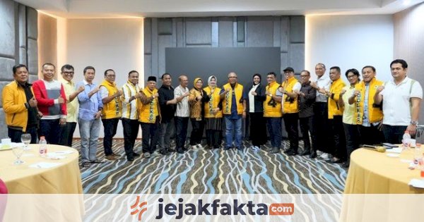 22 Ketua DPD II Golkar Sulsel Sepakat Kawal Ilham Arief Sirajuddin Kembalikan Formulir di Musda, Soliditas Dukungan Terkonsolidasi