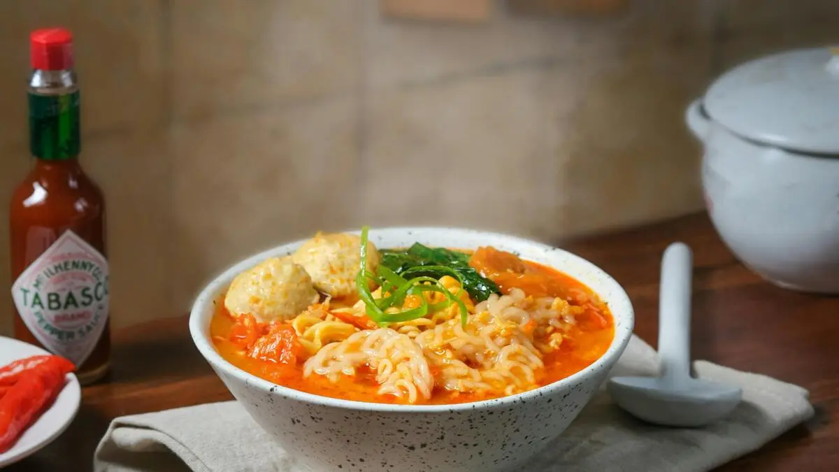 5 Warung Seblak Paling Hits di Cirebon, dari Prasmanan 60 Topping hingga Seblak Seafood Unik