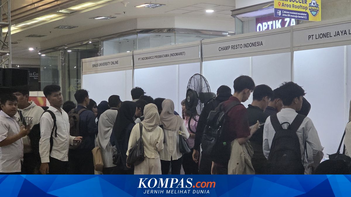 Orangtua Ikut Antre di Job Fair Tangerang 2026 Demi Kuatkan Mental Anak di Tengah Ketatnya Persaingan Kerja