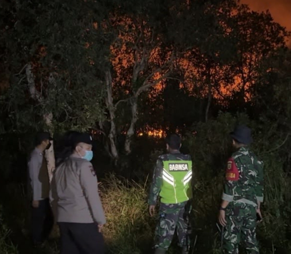 Kebakaran Lahan 5 Hektare di Desa Belanti Tanjung Raja Ogan Ilir Berhasil Dipadamkan, Tim Gabungan Masih Lakukan Pendinginan