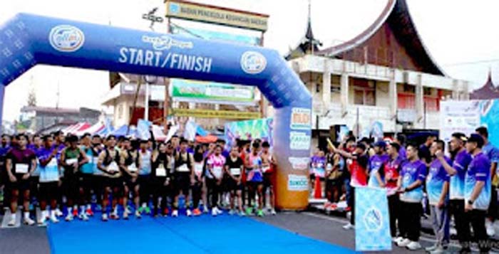 1.400 Pelari Ramaikan RunKraf 2026 di Padang Panjang, Sport Tourism Makin Menggeliat