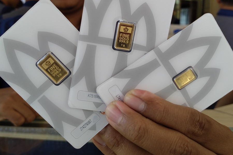 Harga Emas Antam Tembus Rp2,703 Juta per Gram, 72 Paskibraka Bali Mulai Pusdiklat hingga Marselino Ferdinan Cedera
