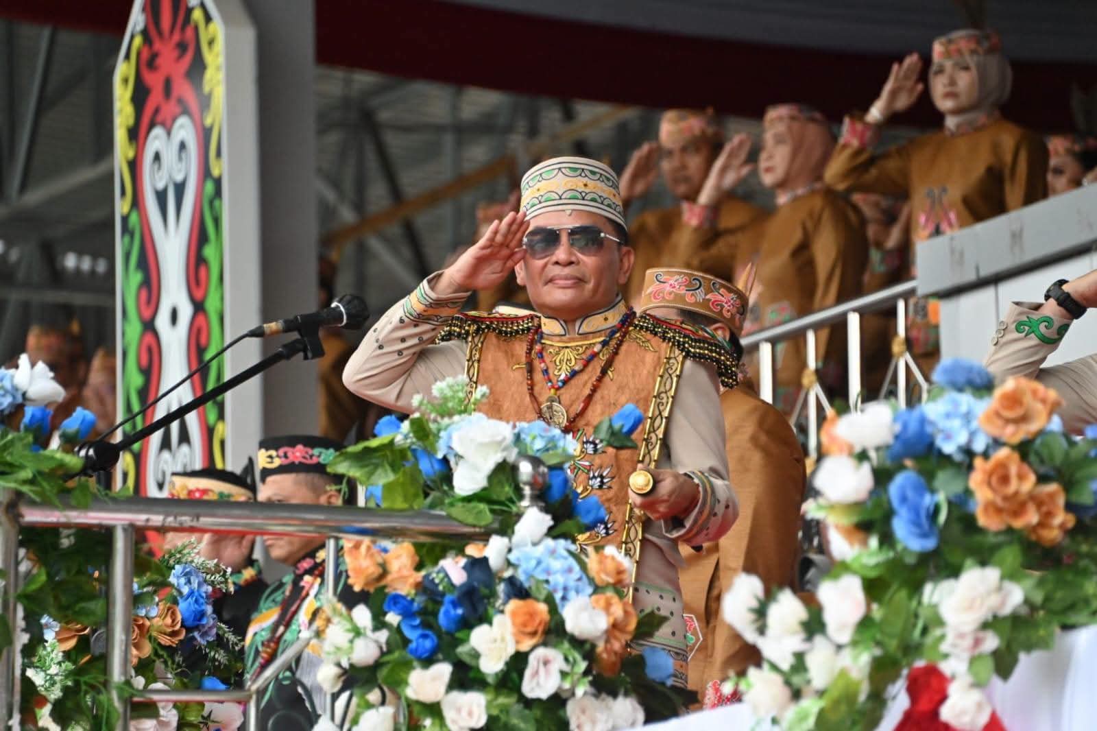Gubernur Kalimantan Tengah Agustiar Sabran Pimpin Upacara HUT Ke-76 Barito Utara, Ajak Warga Perkuat Gotong Royong dan Sinergi Pembangunan