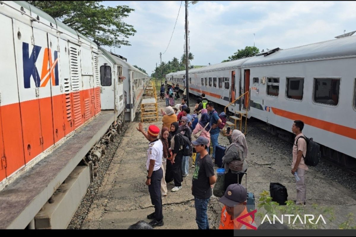 Antusiasme Warga Sumut Naik Kereta Api di Libur Tahun Baru Islam Tembus 14.967 Pelanggan, KA Sribilah Fakultatif Kembali Beroperasi