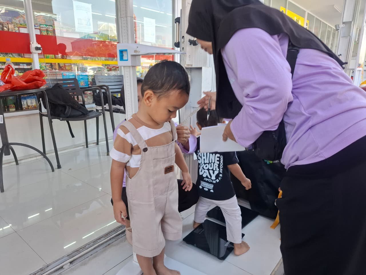 Alfamart dan Cussons Baby Gelar Posyandu di 28 Titik, Targetkan 2.800 Ibu dan Anak di Juli 2026