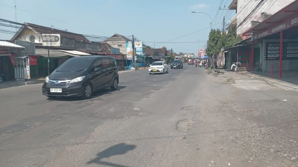 Bupati Sukoharjo Pastikan Jalan Adi Sumarmo Kartasura Arah Bandara Solo Bakal Dicor Beton pada 2026, Bebas Lubang