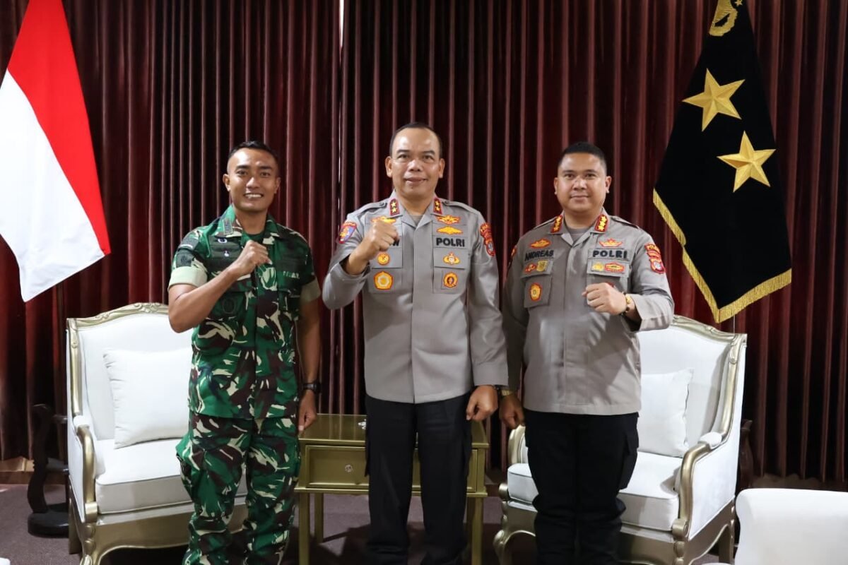 Kapolda Kaltara dan Danyonif TP 880/Banuanta Perkuat Sinergi TNI-Polri di Perbatasan Malaysia