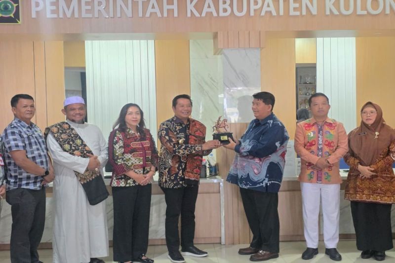 Wakil Bupati Barito Utara Felix Sonadie Y Tingan Kaji Tata Kelola ke Kulon Progo, Fokus Adaptasi Kebijakan Lokal