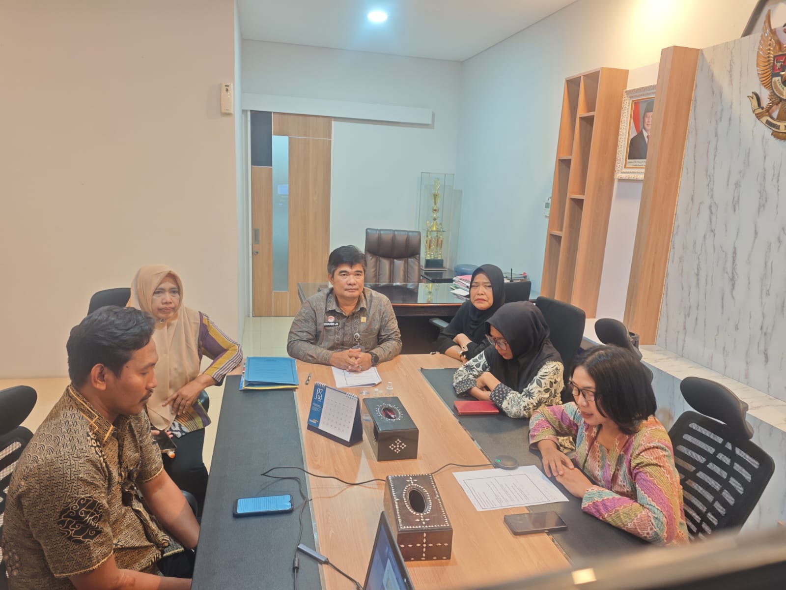 Kanwil Kemenkum NTB Tutup Pelatihan Paralegal Lombok Timur, 110 Calon Garda Hukum Desa Siap Bertugas