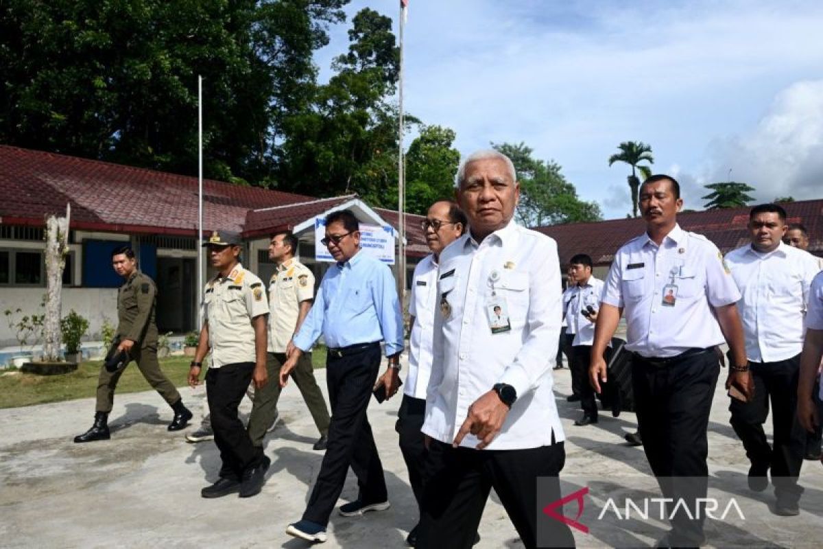 Wagub Sumut Tinjau Pembangunan Ruang Kelas Baru di Dua SMK Nias, Target Tepat Waktu dan Berkualitas