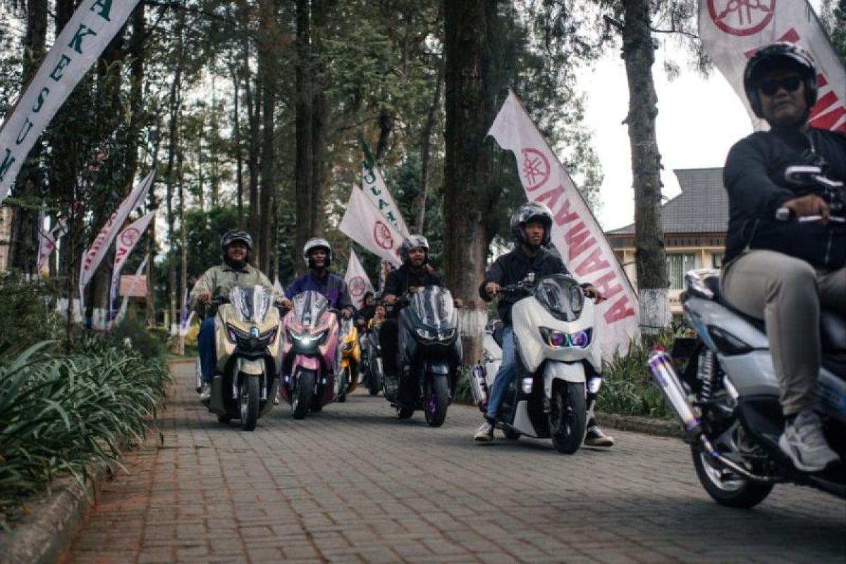 Ribuan Peserta MAXi Yamaha Day Sumut Heningkan Cipta untuk Korban Kecelakaan Maut Sibolangit
