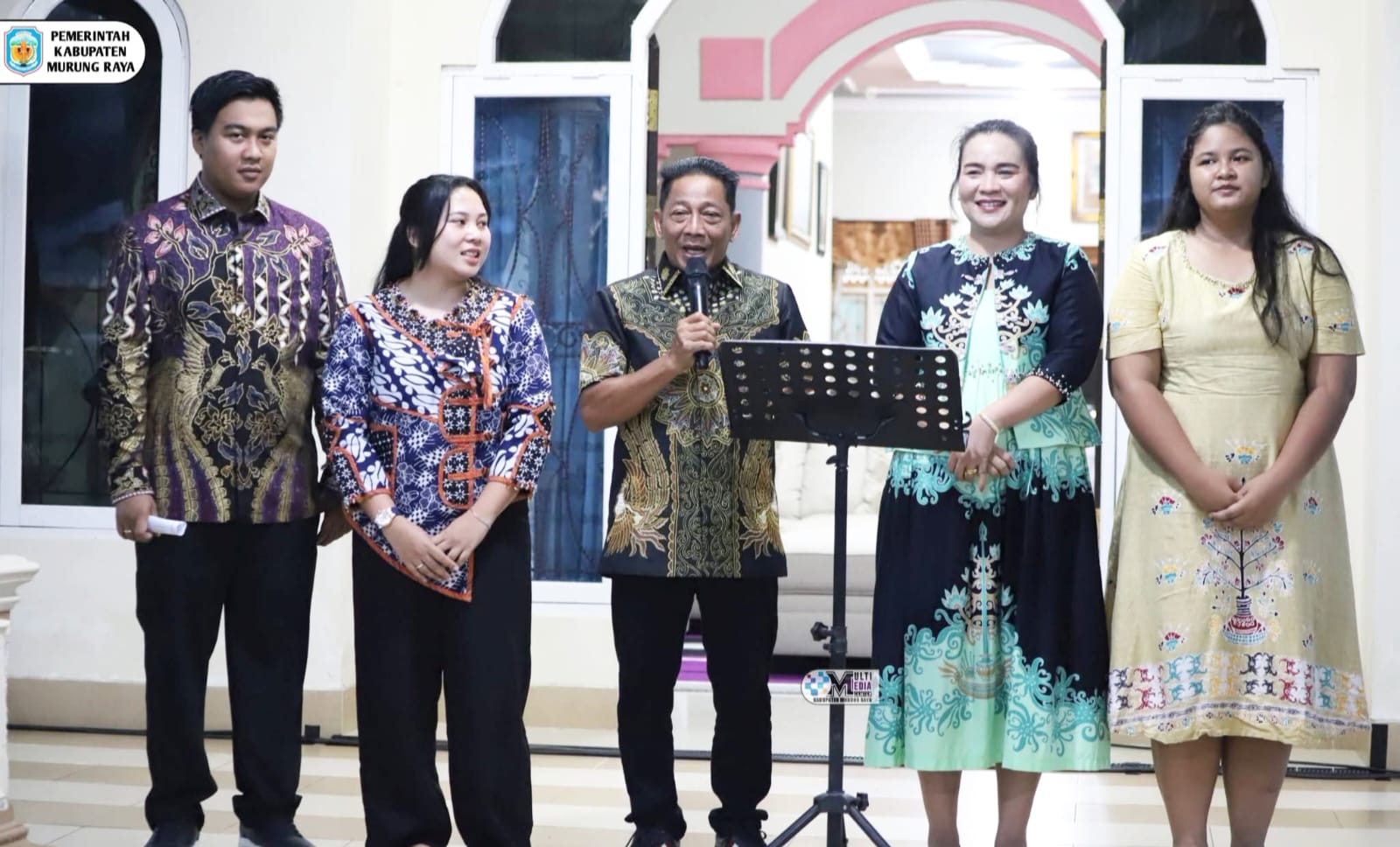 Bupati Murung Raya Heriyus Midel Yoseph Gelar Ibadah Syukur di Kediaman Pribadi, Ajak Jemaat Hidup Rukun dan Berkasih Sayang