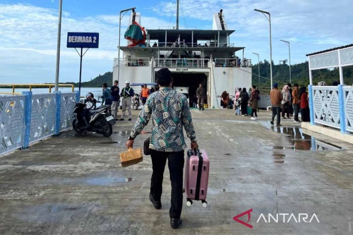 Dua Layanan Kapal Feri ke Pulau Simeulue Ditutup Sementara Akibat Perbaikan Pelabuhan Sinabang, Begini Rutenya