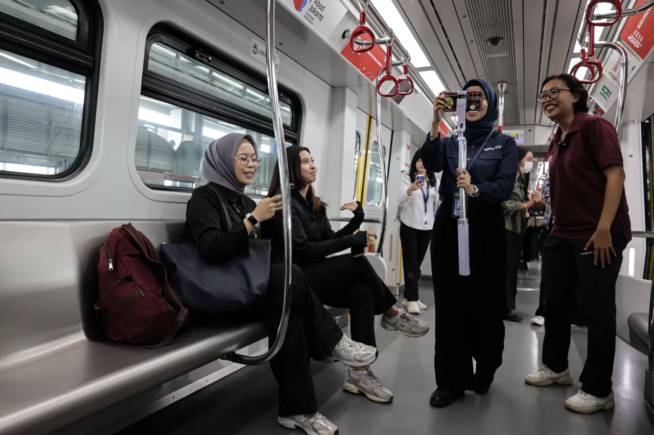 Tarif LRT Jakarta Kelapa Gading-Manggarai Ditetapkan Rp 5.000 hingga Oktober 2026, Berlaku untuk Seluruh Penumpang