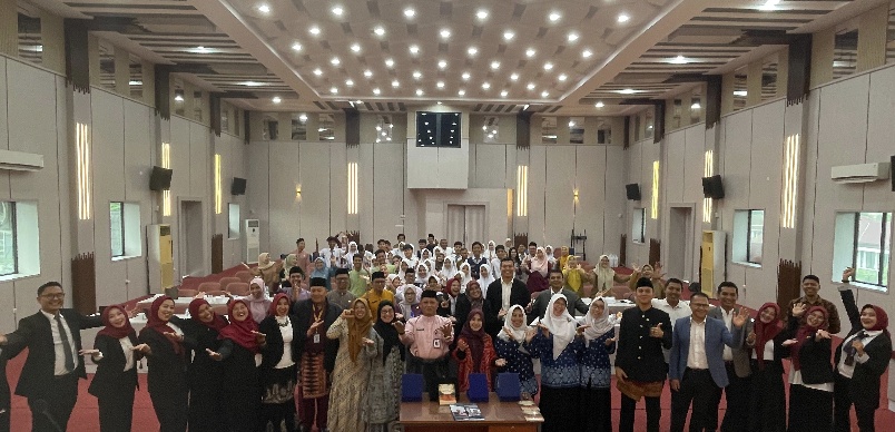 Plt Kadisdik Jambi M Umar Teken Kerja Sama dengan Pascasarjana Unja, Diseminasi Buku Entrepreneurship untuk SMA/SMK