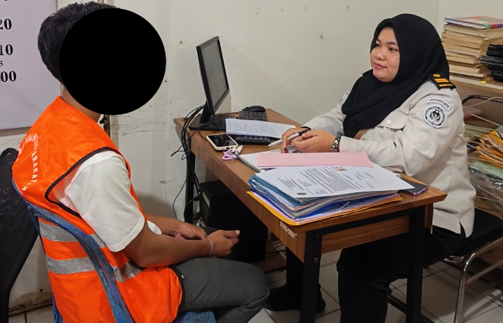 Bapas Sampit Wawancara Langsung Narapidana Pemohon Cuti Bersyarat, Pastikan Dukungan Lingkungan Tempat Tinggal