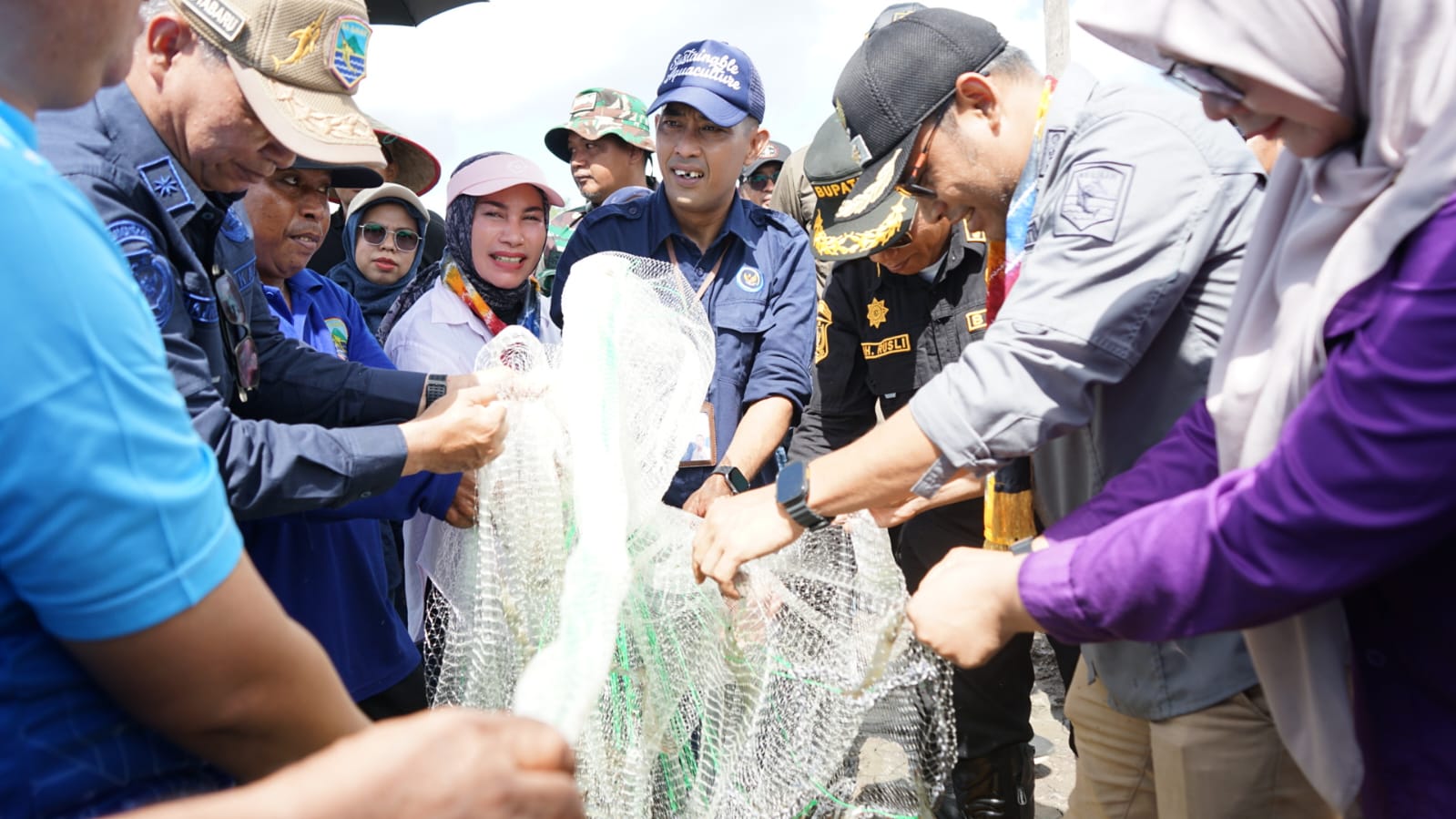 Bupati Kotabaru Canangkan Udang Vaname sebagai Komoditas Unggulan, Panen Perdana di Pulau Laut Timur Jadi Awal Transformasi Ekonomi