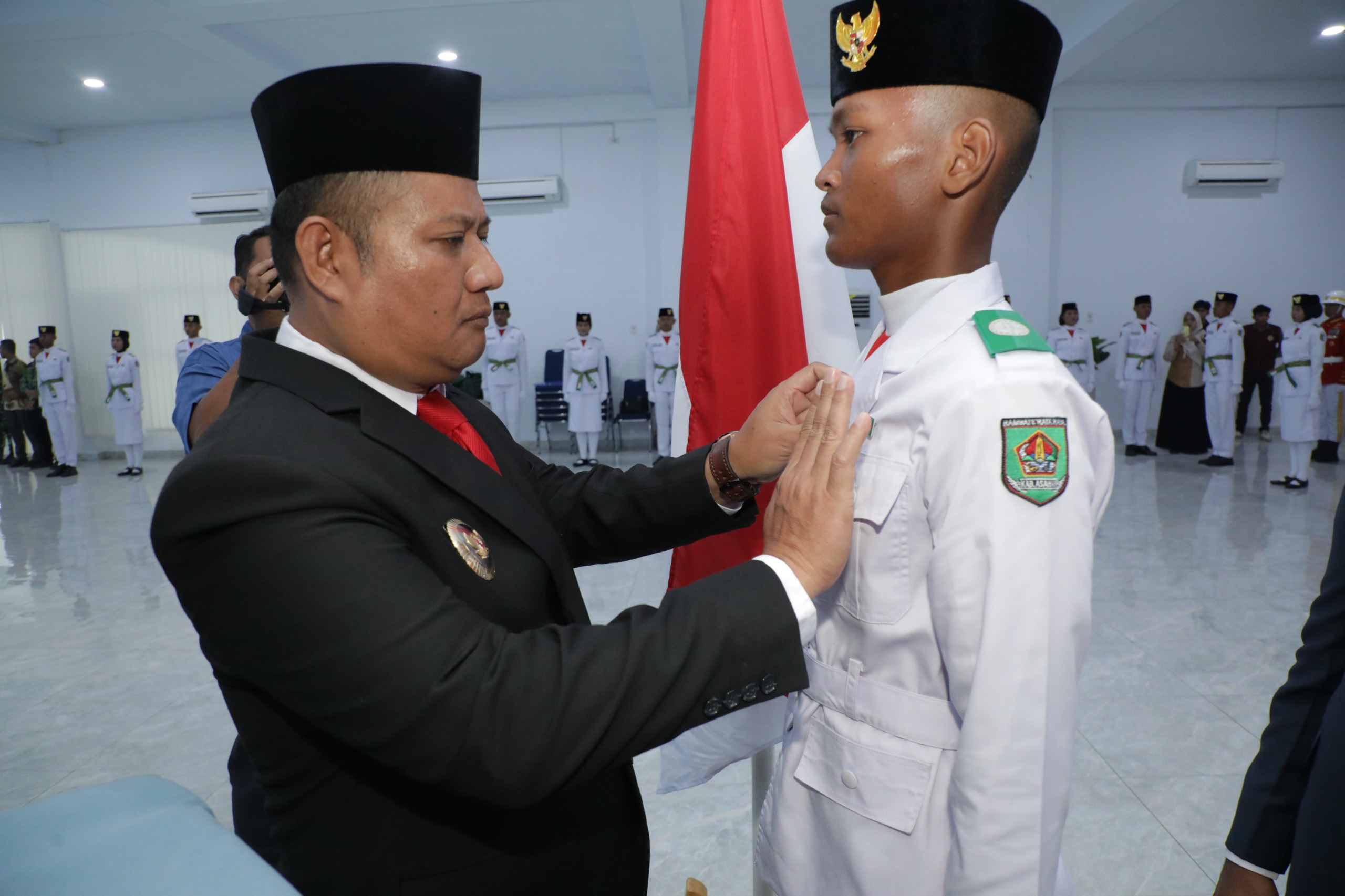 Wakil Bupati Asahan Rianto Kukuhkan Paskibraka 2026, 81 Anggota Siap Bertugas di HUT ke-81 RI