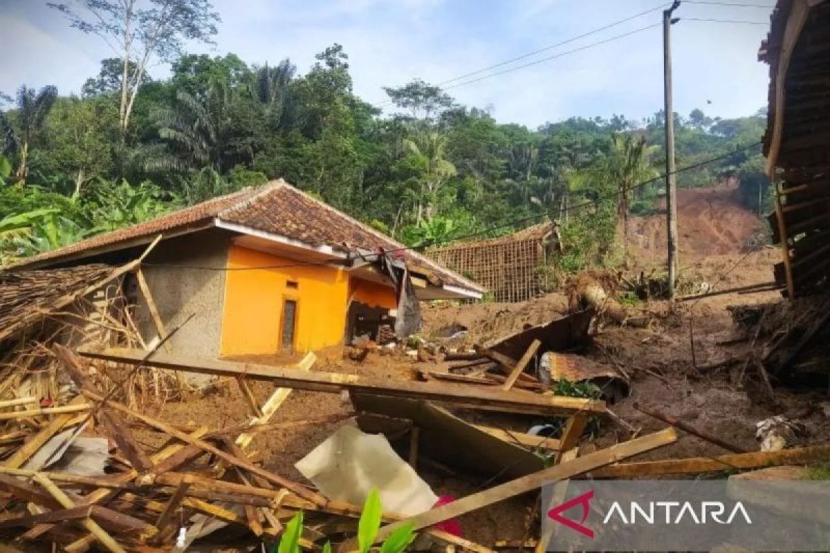 Pemkab Bandung Barat Percepat Lelang Cut and Fill Lahan Huntap 27 Keluarga Korban Longsor Cipongkor