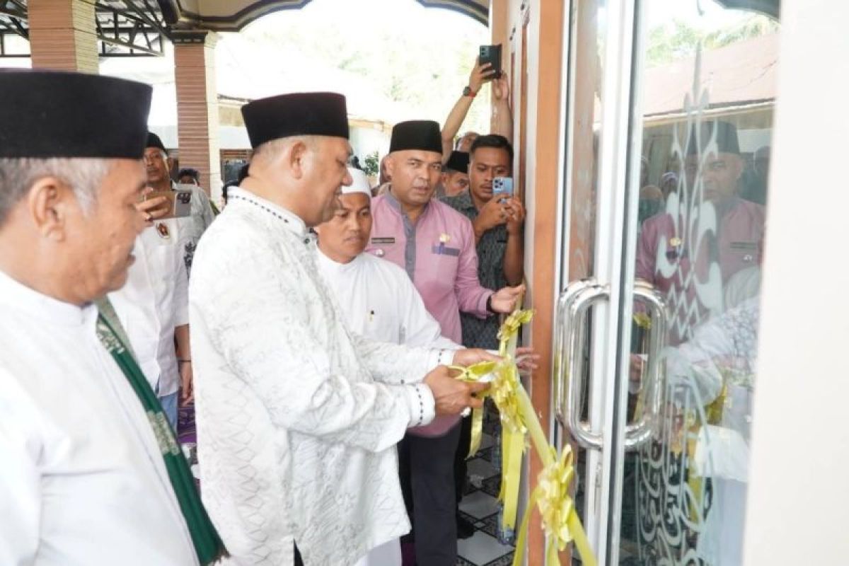 Bupati Langkat Resmikan Masjid Raudhatut Tauhid di Gebang, Dorong Pembinaan Generasi Muda