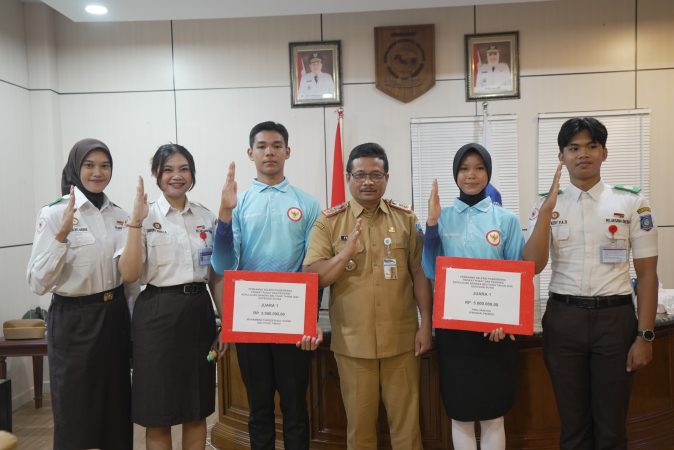 Dua Pelajar Bangka Belitung, Furqoen dan Fira, Resmi Dilepas ke Paskibraka Nasional untuk HUT ke-81 RI di Istana Negara