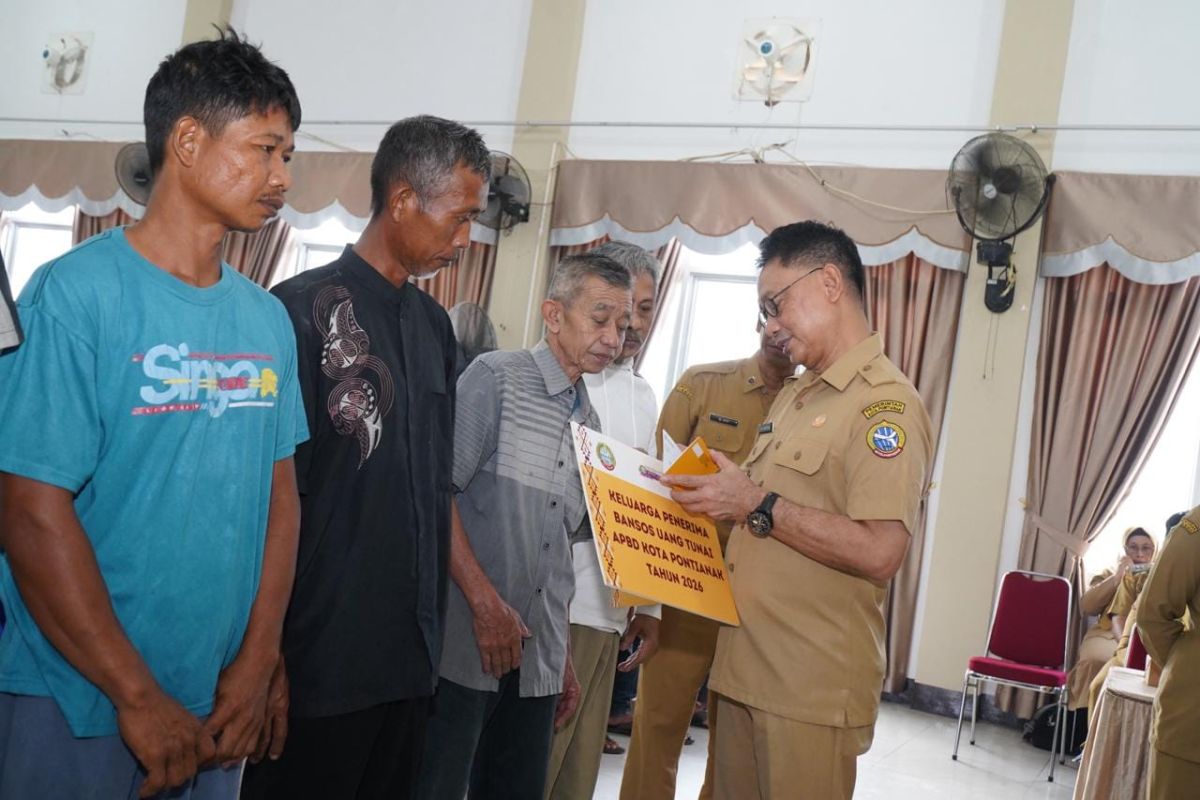 Pemkot Pontianak Salurkan Bantuan Tunai Rp 600 Ribu untuk 670 Warga Berpenghasilan Rendah di Tiga Kecamatan