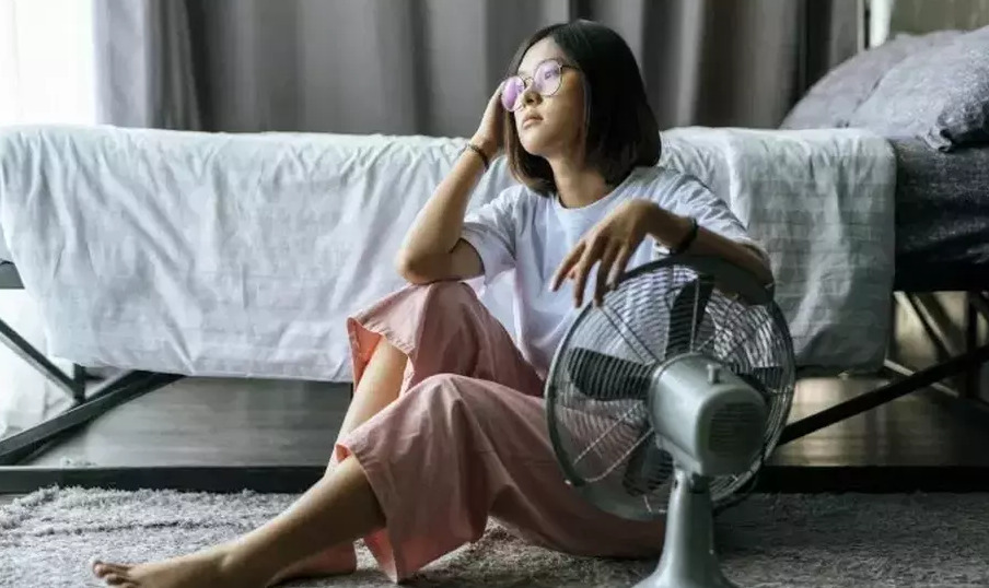 Suhu Dalam Rumah Tembus 31 Derajat, Riset UGM Sebut Lansia di Kalbar Rentan Alami Heat Stroke