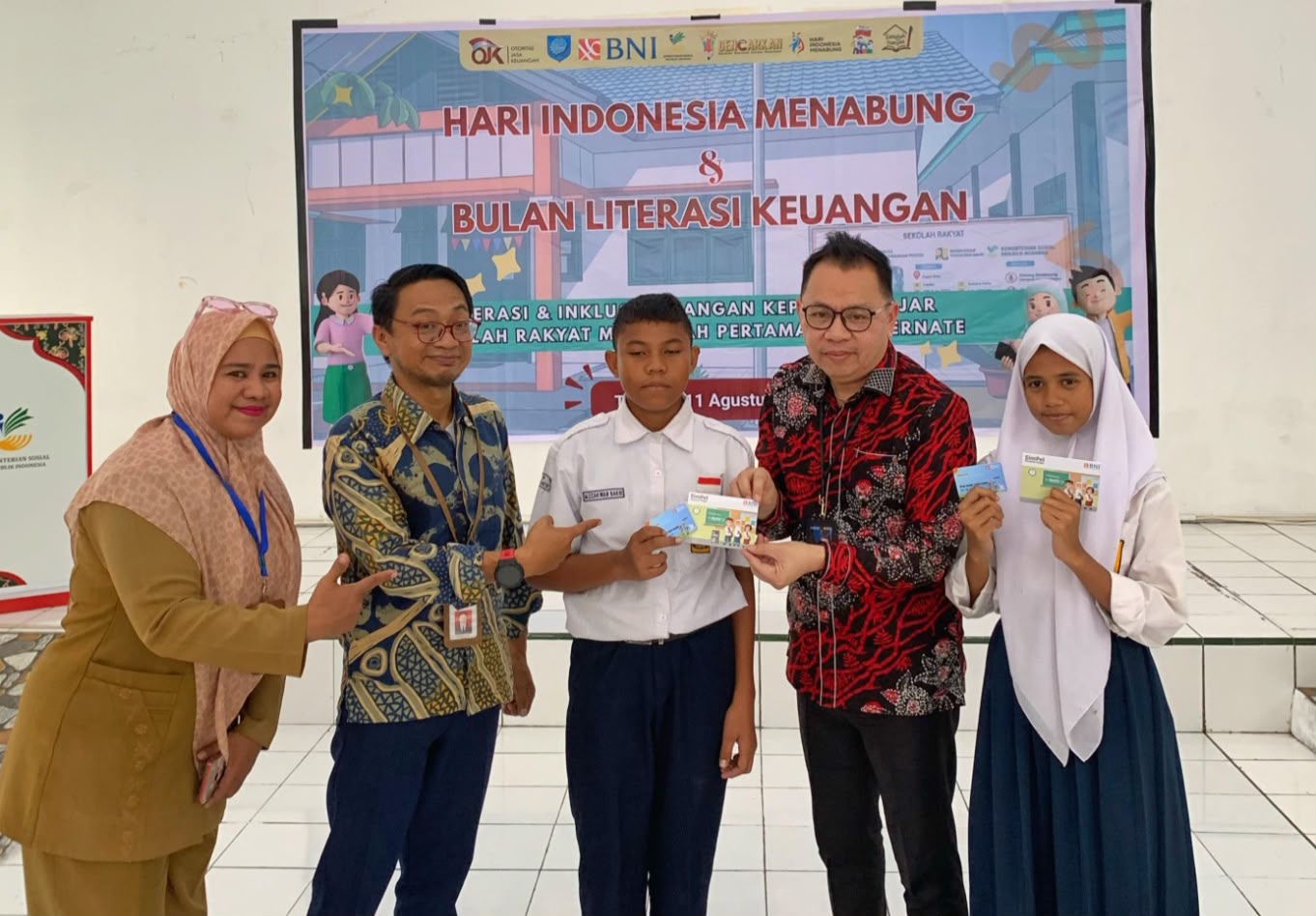 OJK Maluku Utara dan BNI Buka 49 Rekening Pelajar di Ternate, Targetkan Kebiasaan Menabung Sejak Dini