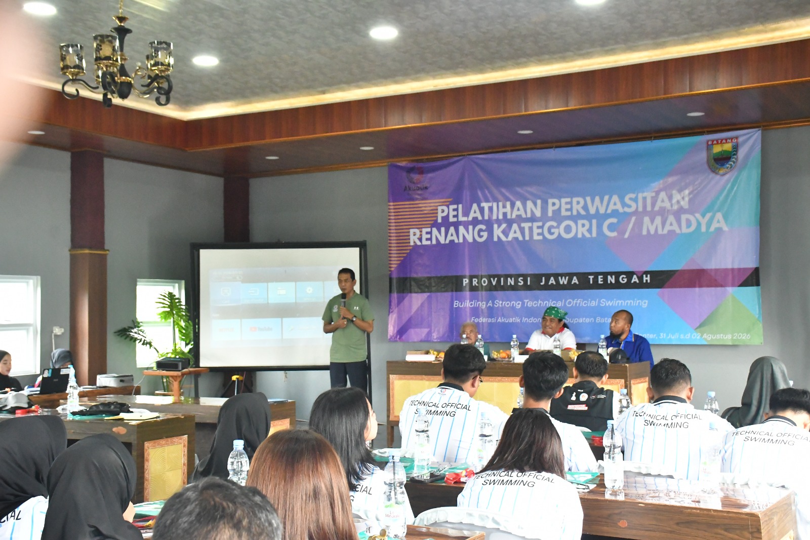 Batang Latih 34 Calon Wasit Renang Lisensi C dari Jateng-DIY, Wabup Tekankan Integritas demi Sportivitas