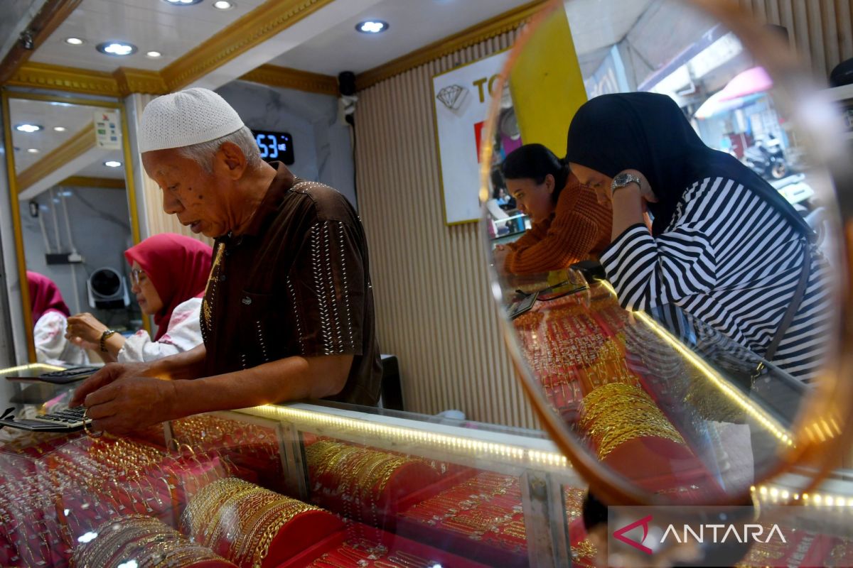Harga Emas Antam di Jakarta Melonjak Rp40.000 per Gram, Buyback Ikut Naik ke Rp2,5 Juta