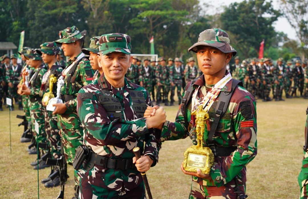 Pangdam XXI/Radin Inten Tutup Lomba Binsat HUT ke-1 Kodam di Lampung Selatan, Danrem 043/Gatam Apresiasi Prestasi Prajurit