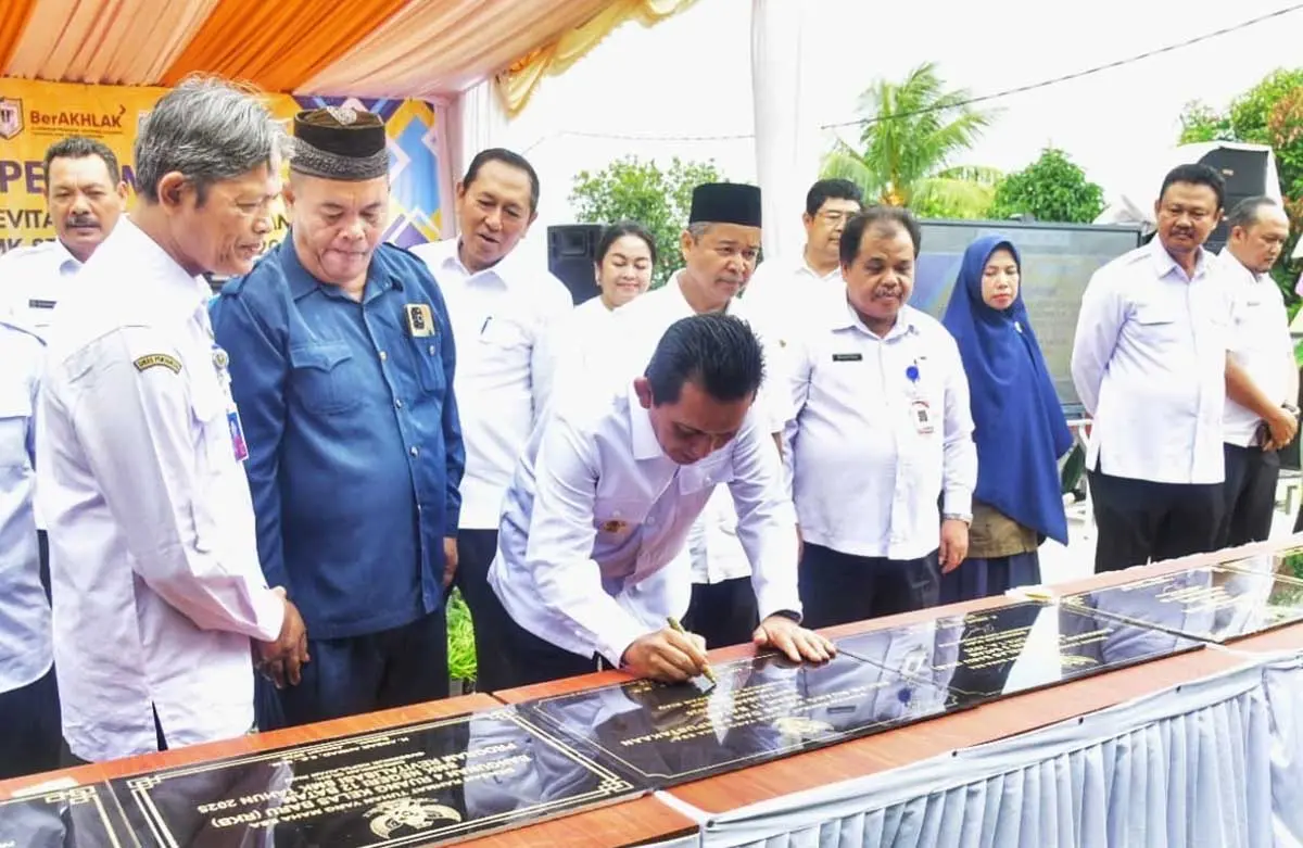 Gubernur Kepri Ansar Ahmad Resmikan Revitalisasi 12 Gedung SMA dan SMK di Batam, Anggaran Capai Rp 100 Miliar