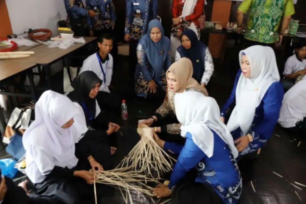 Bupati HST Tekankan Inovasi Pelayanan Publik dan Percepatan Sentra IKM Loksado Kalsel