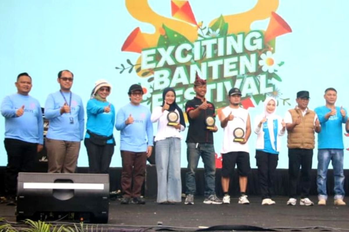 Kemenkum Banten Hadir di Exciting Banten Festival 2026, Buka Booth Layanan Hukum hingga Serahkan Sertifikat Legalitas UMKM