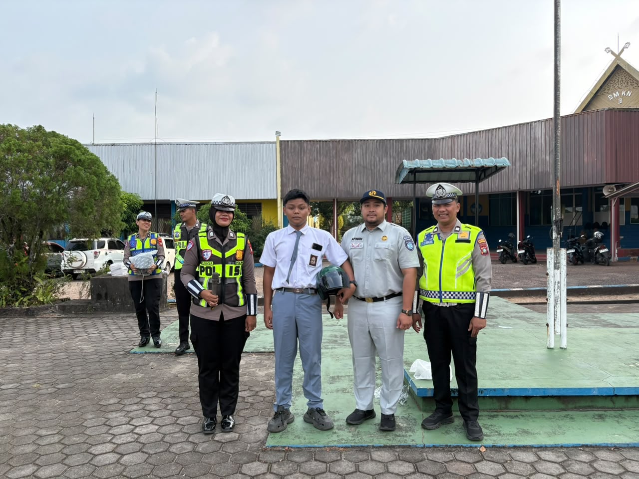 Satlantas Tanjungpinang Sambangi SMKN 3, Ingatkan Pelajar Soal Bahaya Ugal-ugalan di Jalan