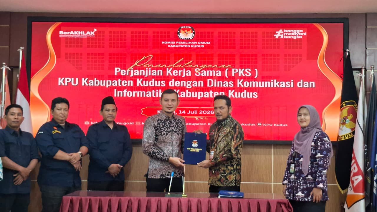 KPU Kudus dan Diskominfo Teken Rencana Kerja Lima Tahun untuk Pendidikan Pemilih, Manfaatkan Radio hingga Podcast