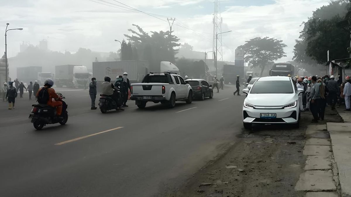 Ledakan Pabrik Kimia di Cilegon: PT MCCI Minta Maaf, Asap Putih dari Turbin Uap