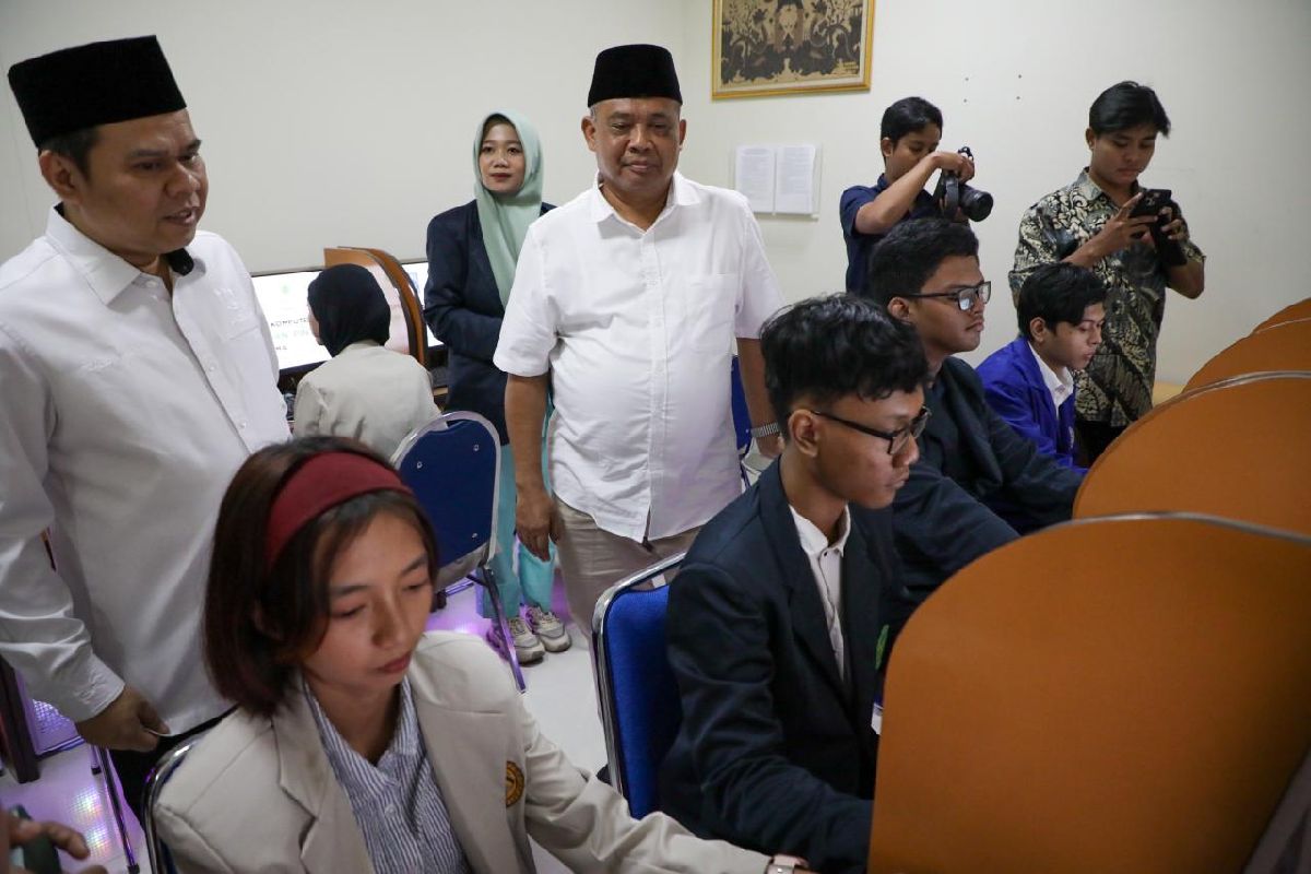 Sleman Salurkan Bantuan Lab Komputer Rp299 Juta ke Tiga Kampus, Targetkan Mahasiswa Kurang Mampu