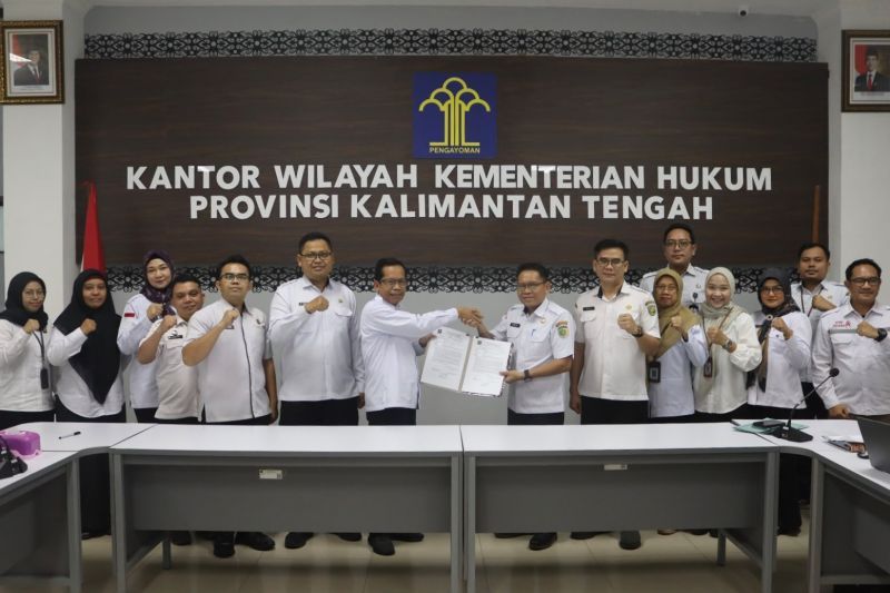 Kanwil Kemenkum Kalteng Harmonisasi 5 Rancangan Produk Hukum Palangka Raya dan Kapuas