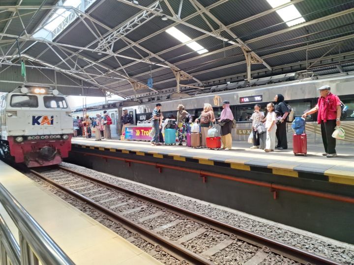 Diskon Tiket Kereta 20 Persen untuk Lansia hingga Jadwal CPNS 2026, Ini Rangkuman 5 Kabar Ekonomi Terbaru