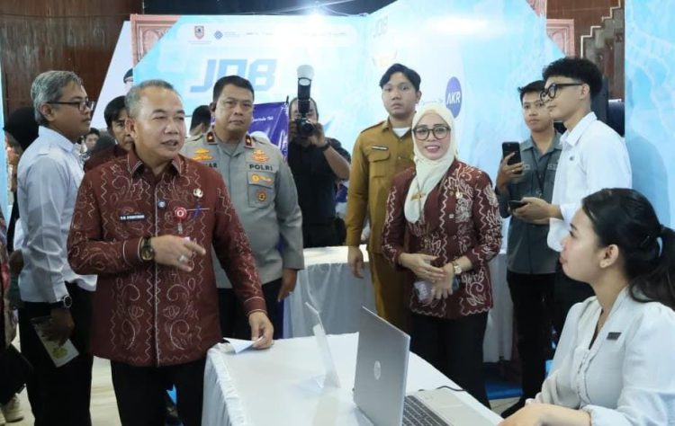 1.945 Lowongan Kerja Dibuka di Job Fair Kalsel 2026, Disnakertrans Catat TPT Turun ke 3,80 Persen