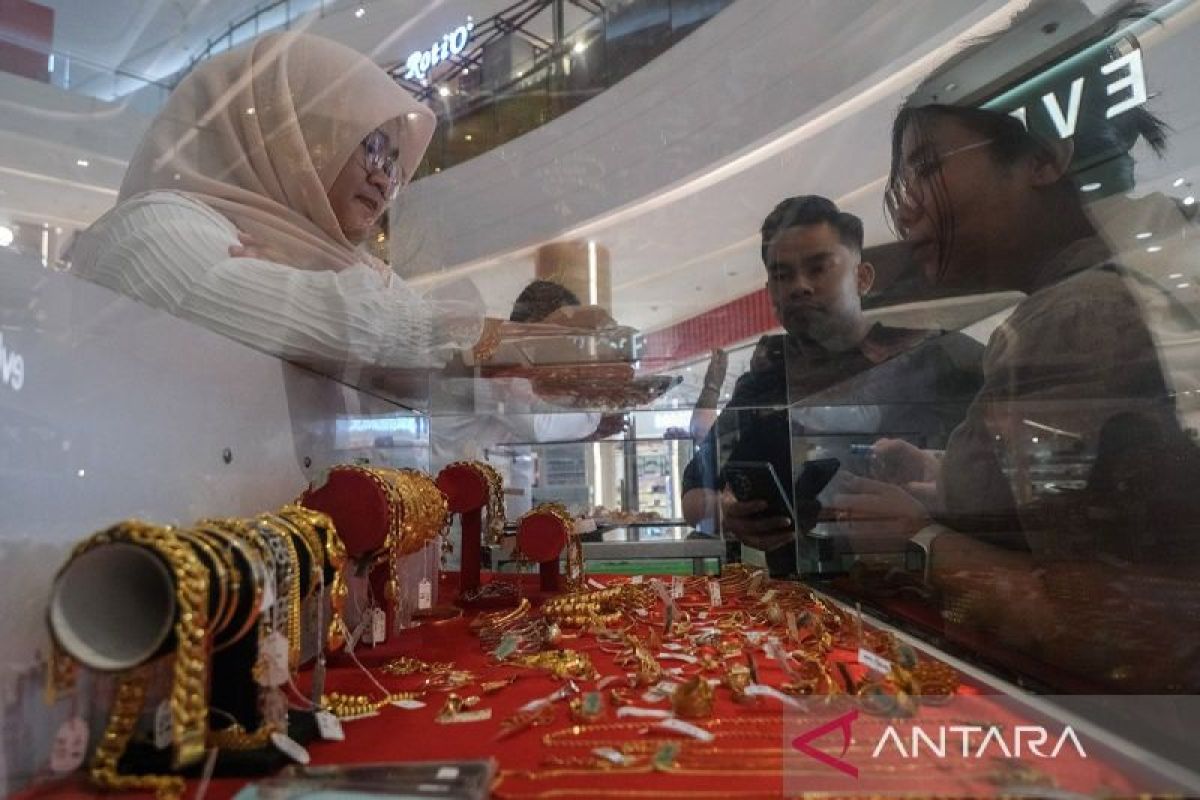 Harga Emas Galeri24, Antam, dan UBS di Pegadaian Turun Hari Ini, Cek Rincian per Gram